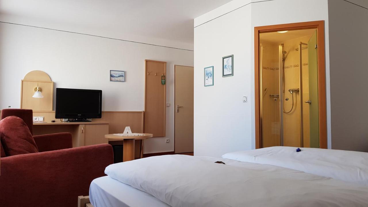 Hotel Gasthof Specht Айхах Экстерьер фото